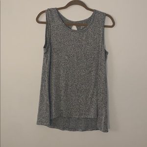 Grey tank top